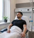 пациент проходит лечение от алкоголизма